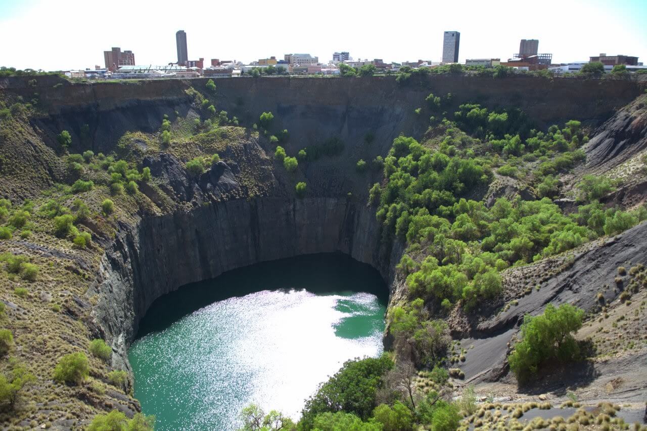 los cráteres más grandes del mundo